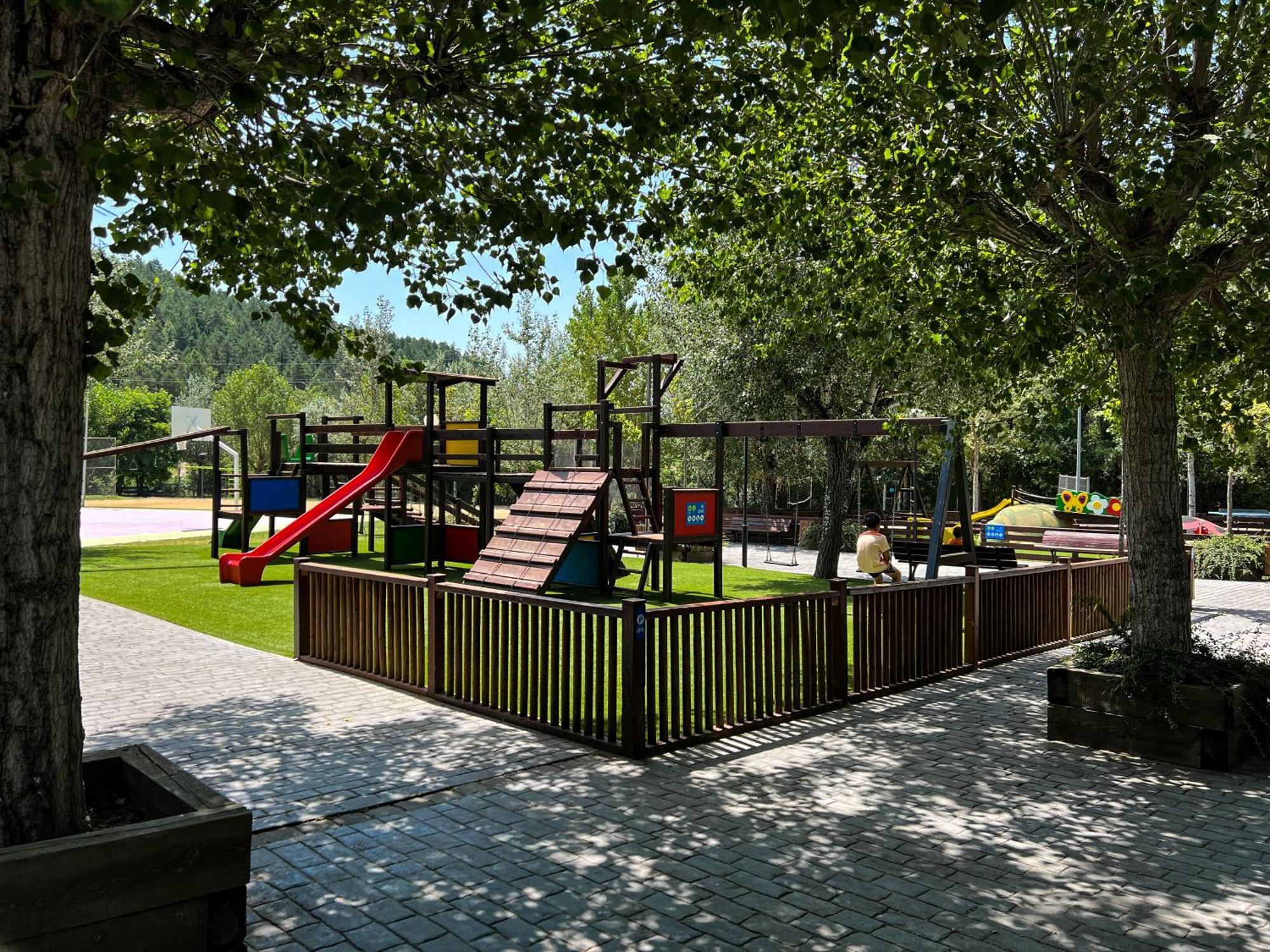 Borredá Camping Riera Merles מראה חיצוני תמונה